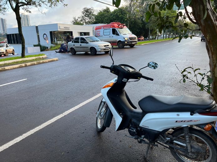 Motociclista fica ferida em acidente no Bairro Alto do Parque, em Lajeado
